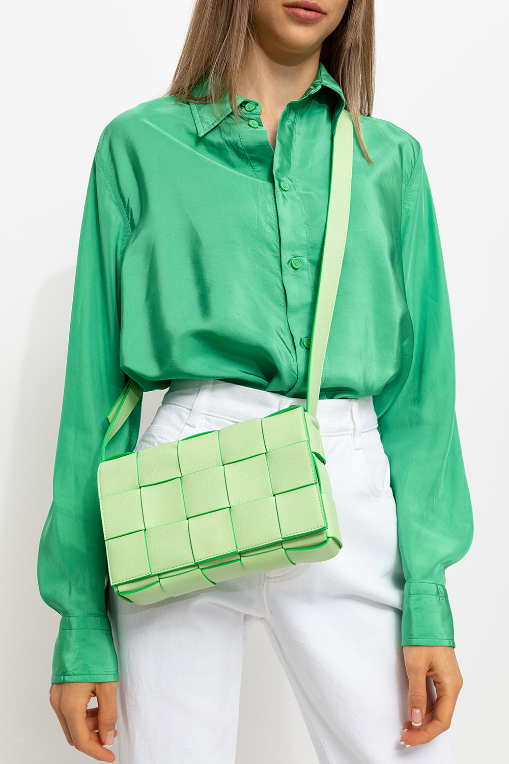 Green 'Cassette Small' shoulder bag Bottega Veneta - Bottega Veneta Blue Paper  Cassette Messenger Bag - ScadentShops Chad